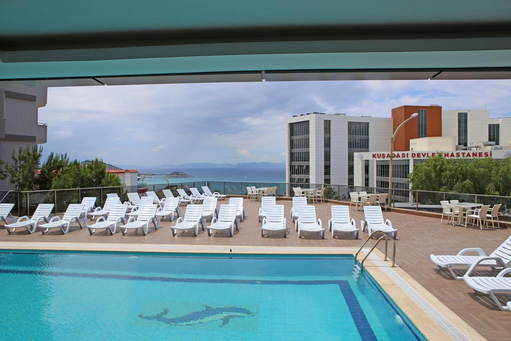 קוסדסי Comfort Ada Class Hotel מראה חיצוני תמונה