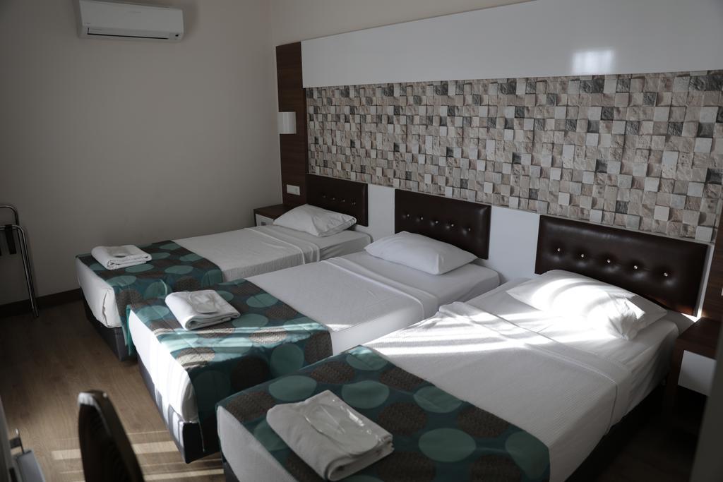 קוסדסי Comfort Ada Class Hotel מראה חיצוני תמונה